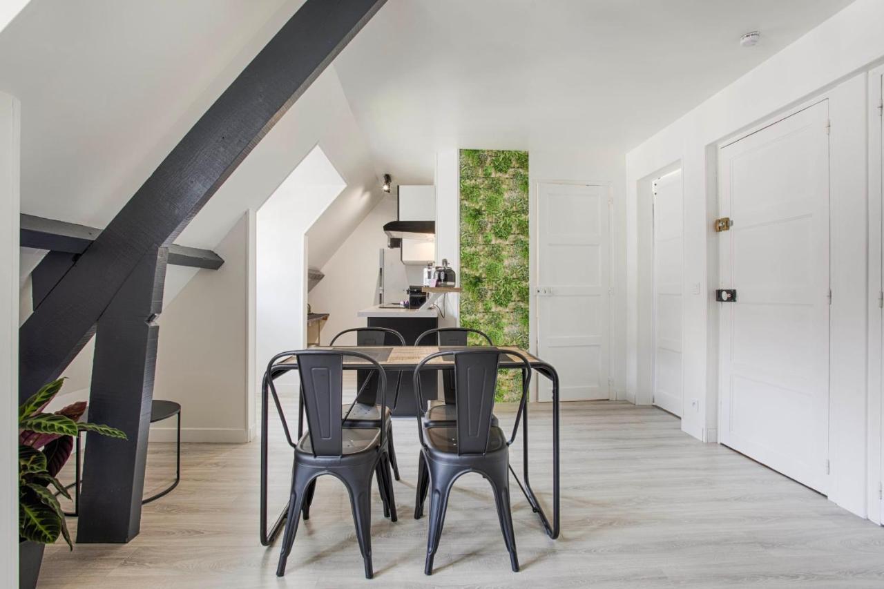 La Casa Centra Charm At Falaise'S Downtown Leilighet Falaise  Eksteriør bilde