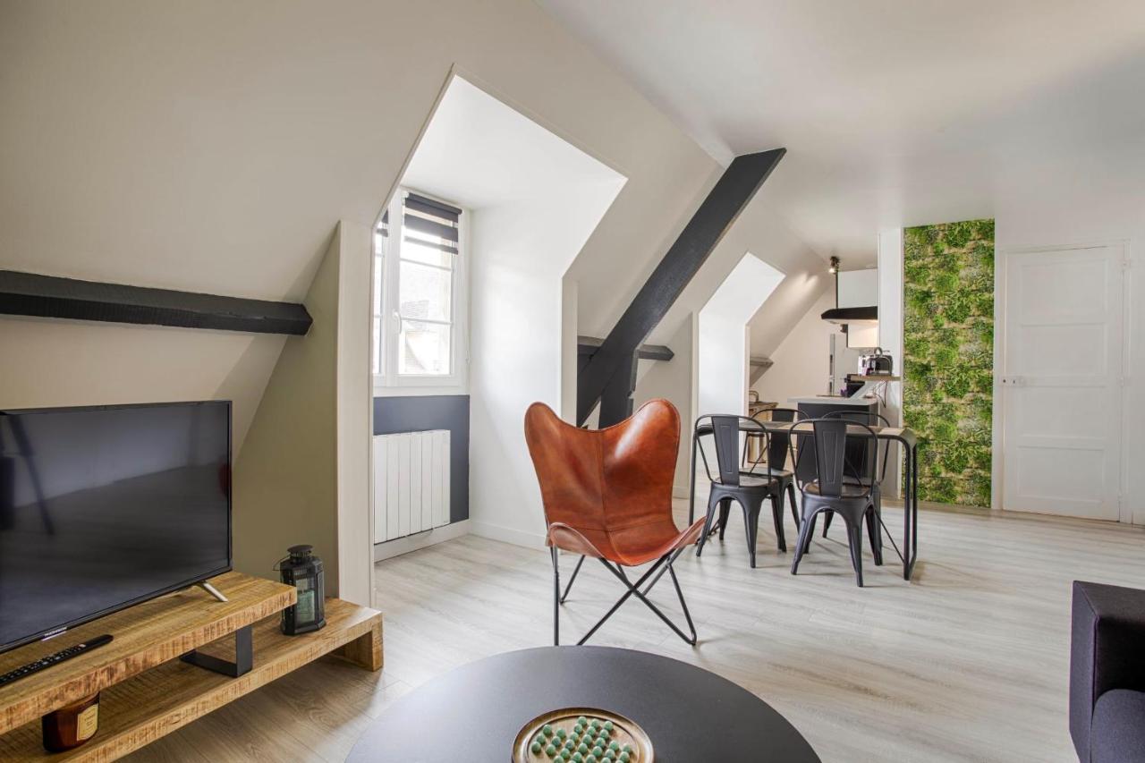 La Casa Centra Charm At Falaise'S Downtown Leilighet Falaise  Eksteriør bilde